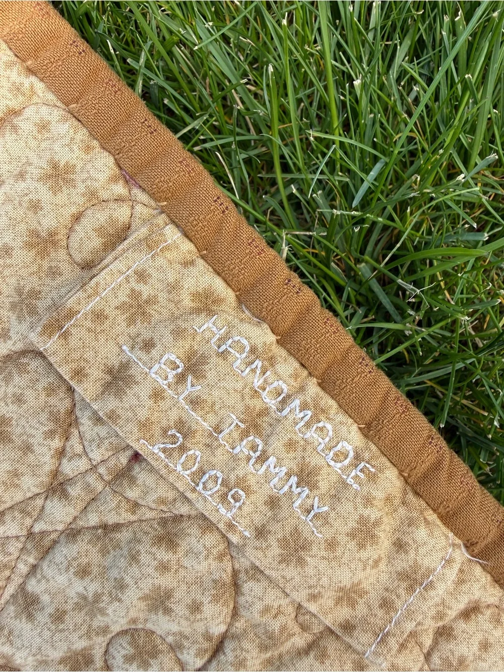 Professionally Made Quilt Trees Maroon Cabin Forest Rustic Throw Cotton 50x69”